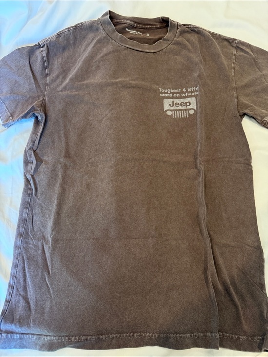 Abercrombie & Fitch Other - Abercrombie & Fitch Brown Jeep Logo Short Sleeve Tee